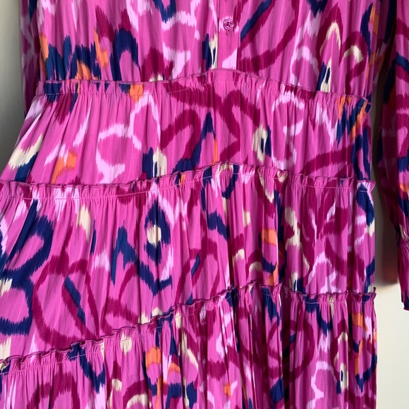 Chico's Pink Artsy Print Tiered Maxi Dress Sz.2 or 12 V- neck LS Lined Colorful - Picture 8 of 13